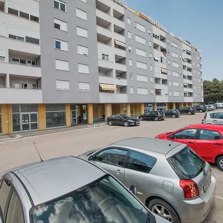 Appartamento Montesa With Free Parking And Balcony