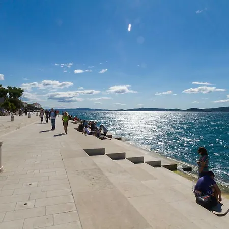 Apartment Montesa With Free Parking And Balcony Zadar