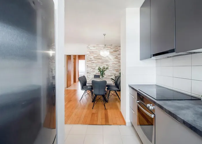 Montesa With Free Parking And Balcony Lägenhet *