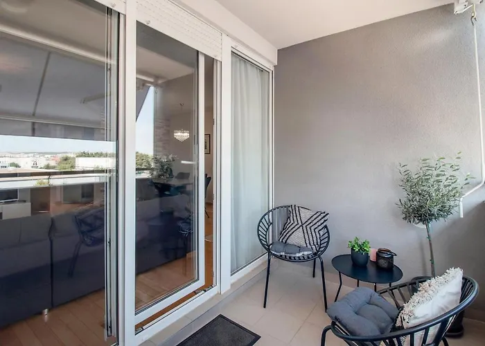 Lägenhet Montesa With Free Parking And Balcony *