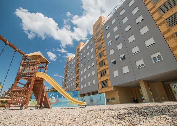 Montesa With Free Parking And Balcony * Zadar