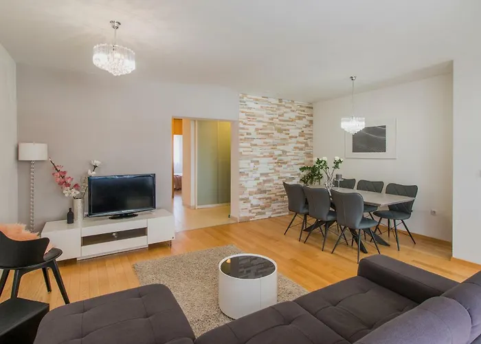 Montesa With Free Parking And Balcony *