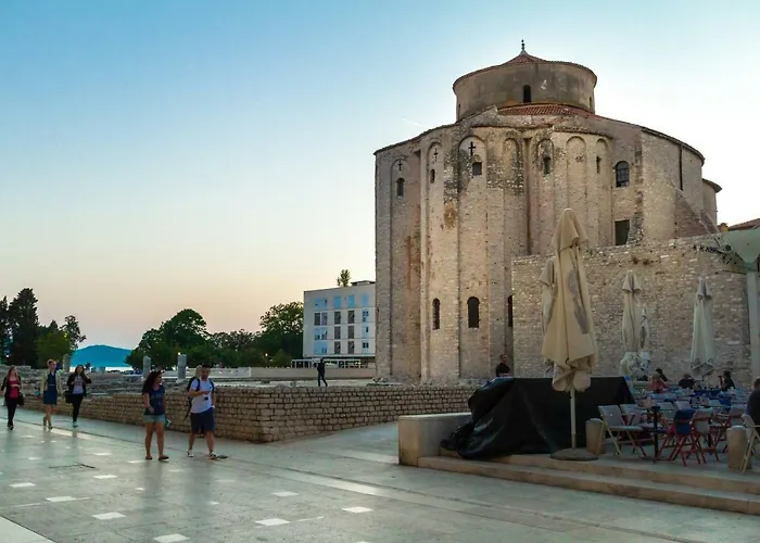 Montesa With Free Parking And Balcony * Zadar