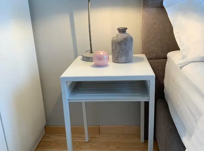 Montesa With Free Parking And Balcony Zadar